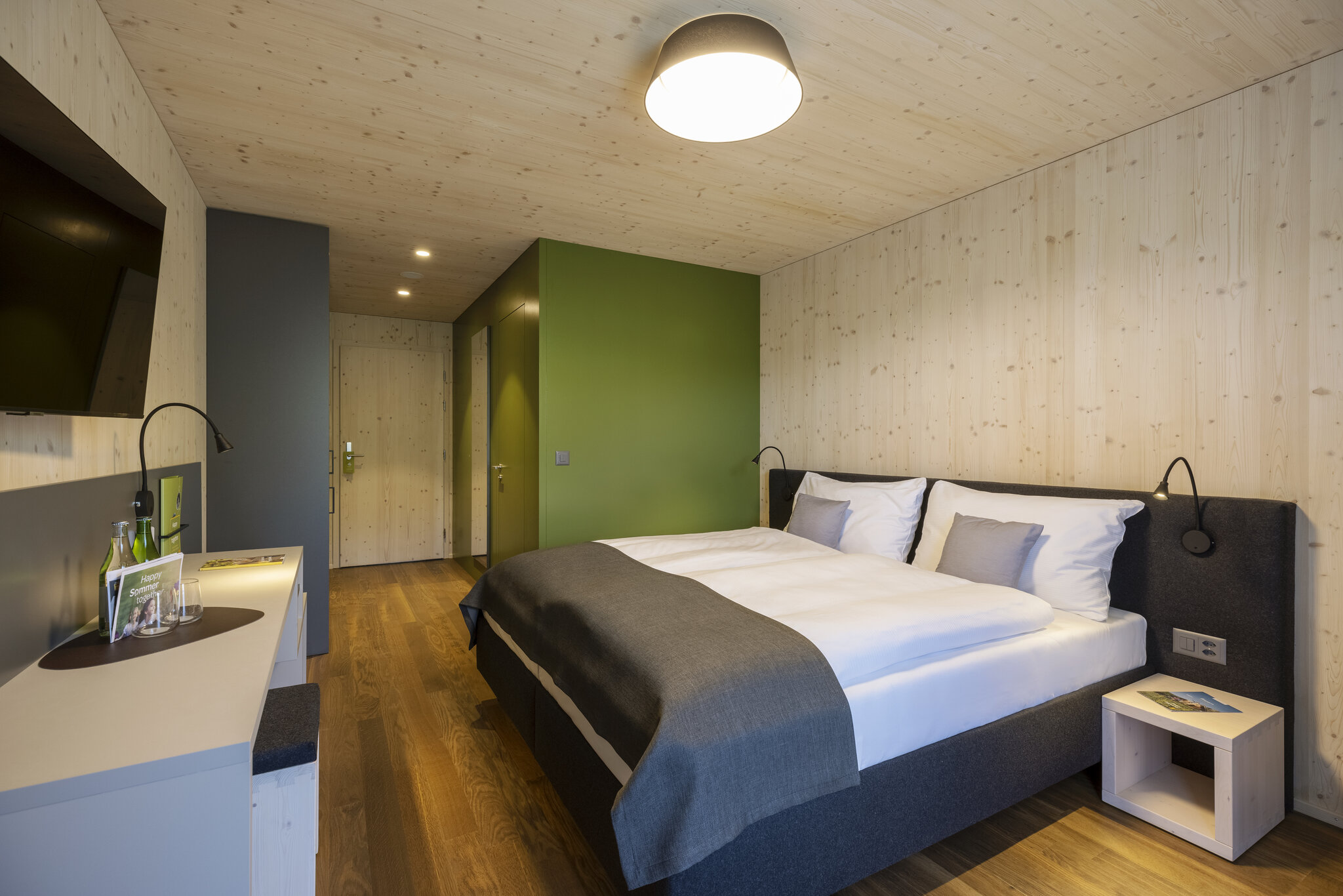 Aves Hotel SavogninS 5