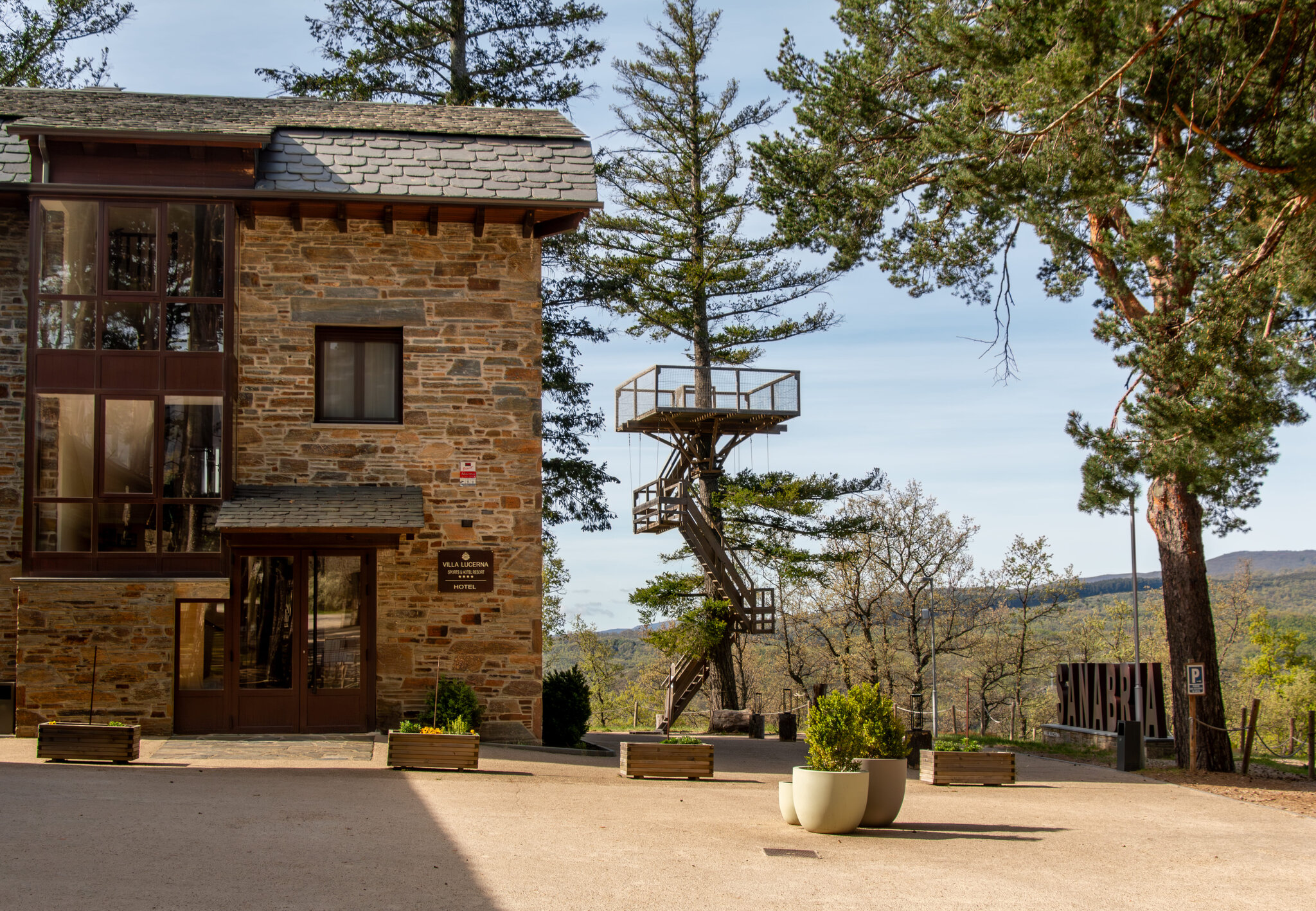 Villa Lucerna Sports & Hotel Resort