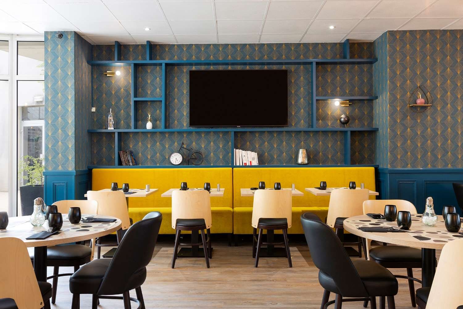 Hotel Kyriad Saint Pierre des Corps 5