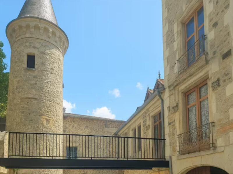 Château Louis XI en Beaujolais 4