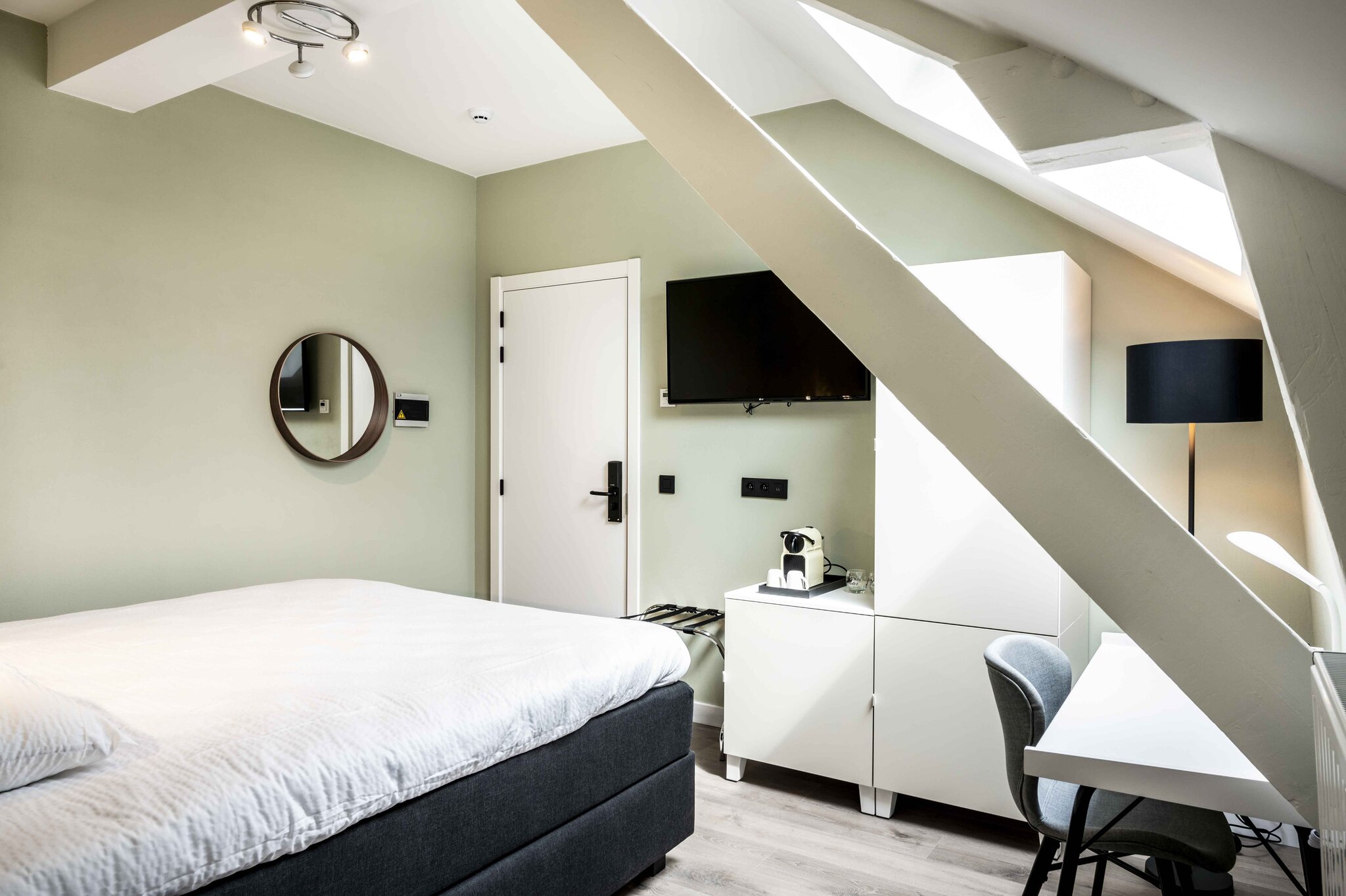 Hôtel L'ARTiste 2