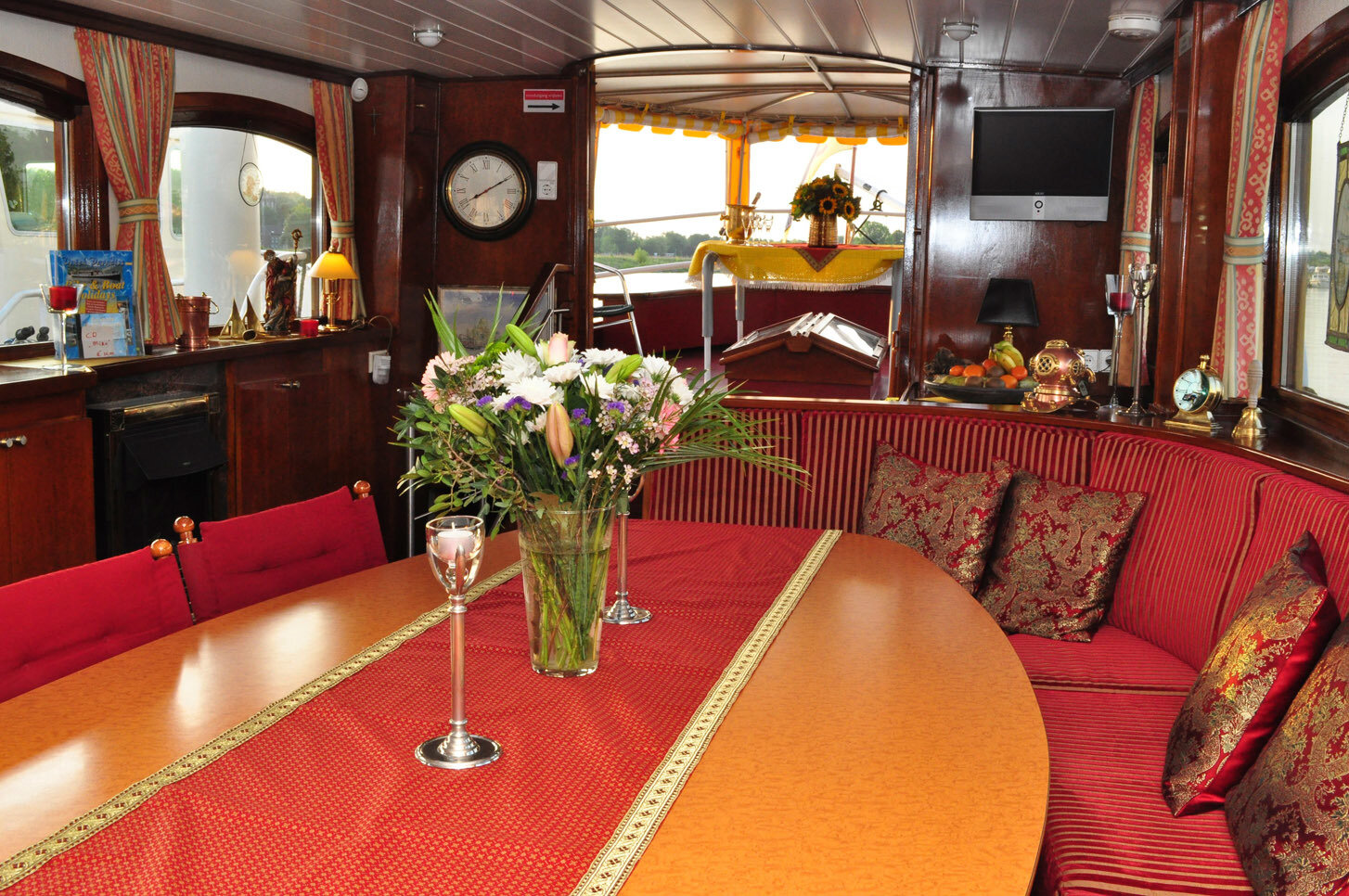 Hotel Yacht Miró 4