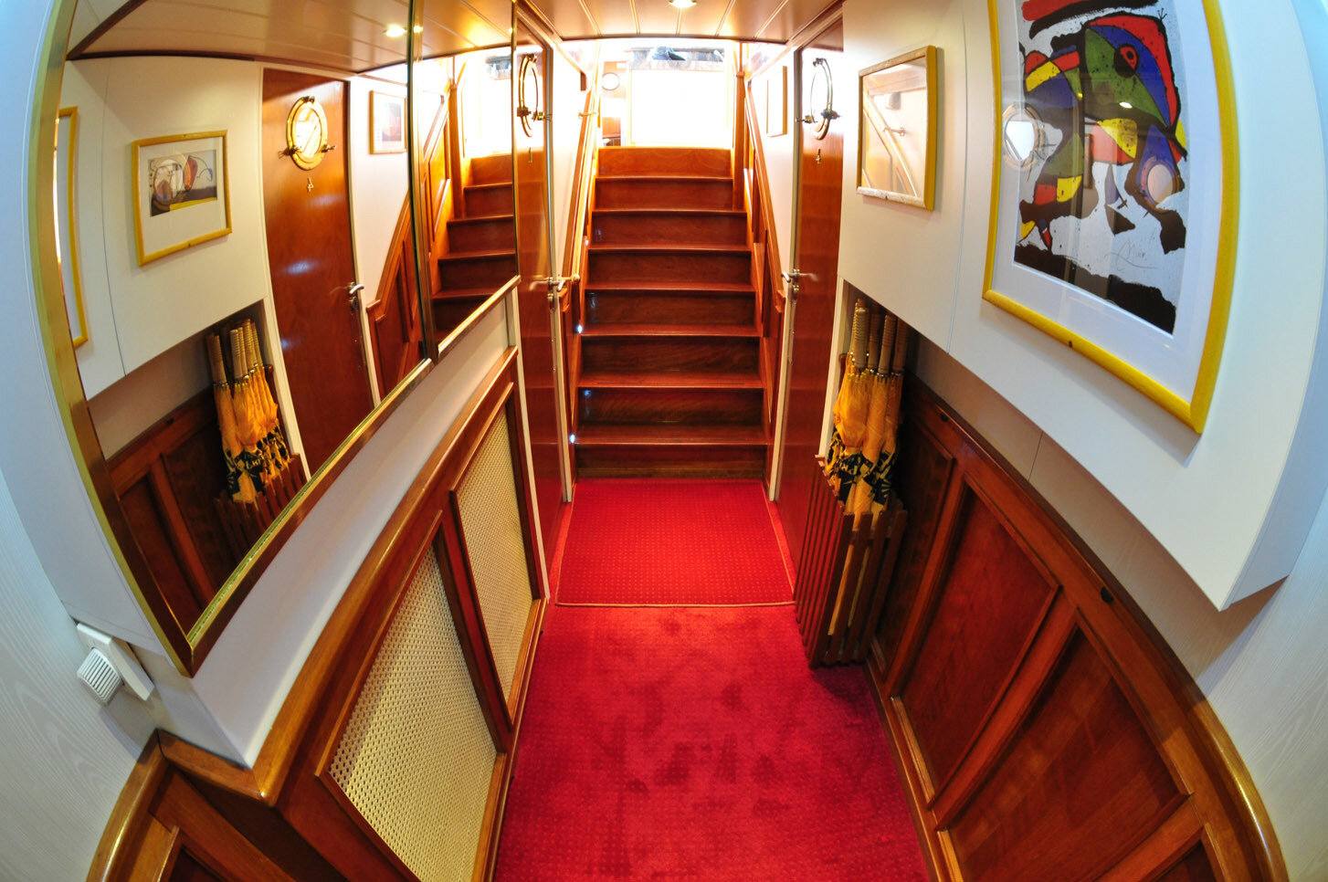 Hotel Yacht Miró 5