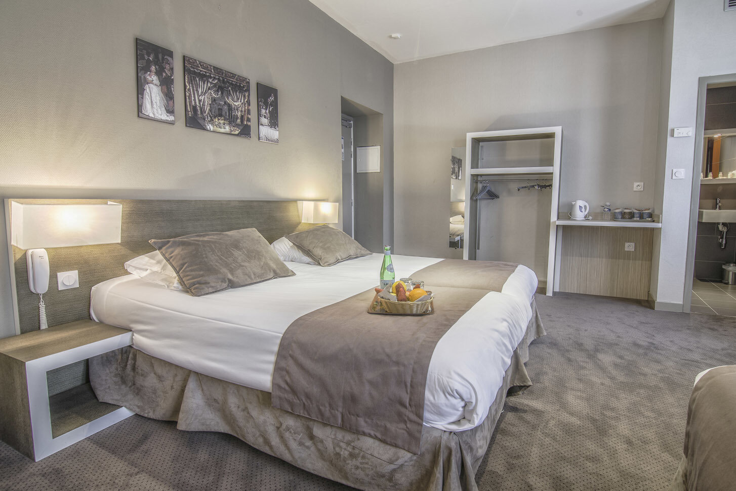 Hôtel Kyriad Orange Centre 2
