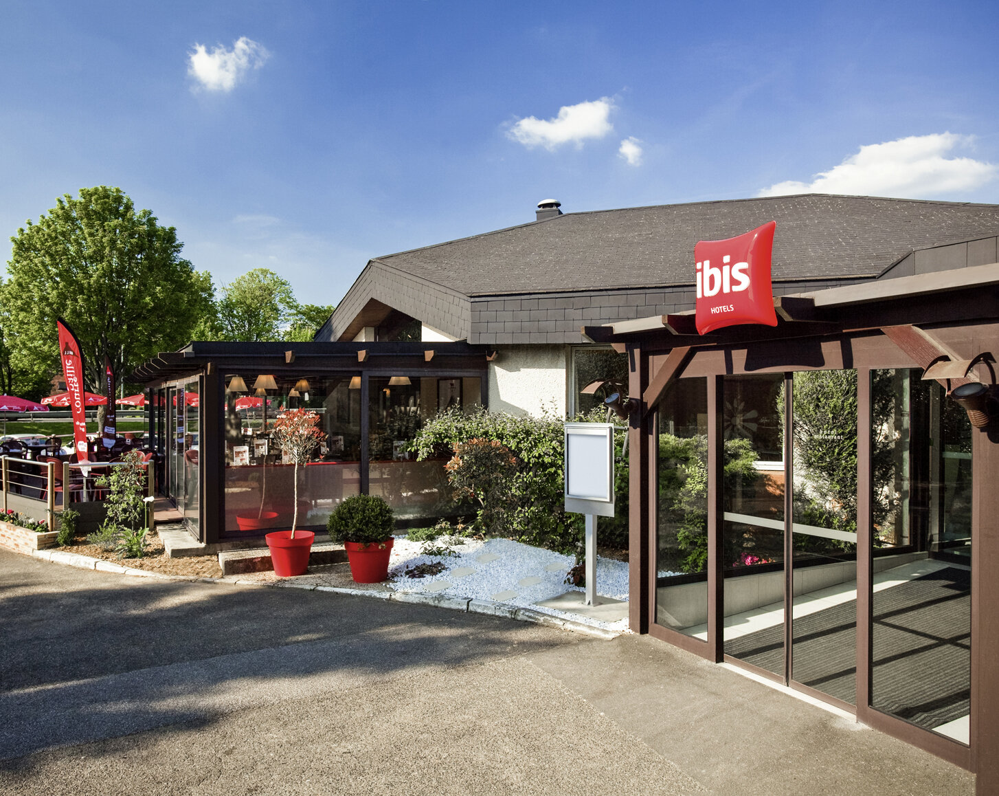 ibis Senlis 2