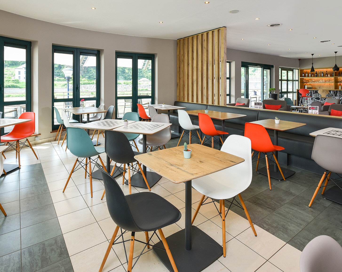 Ibis Dinant 5