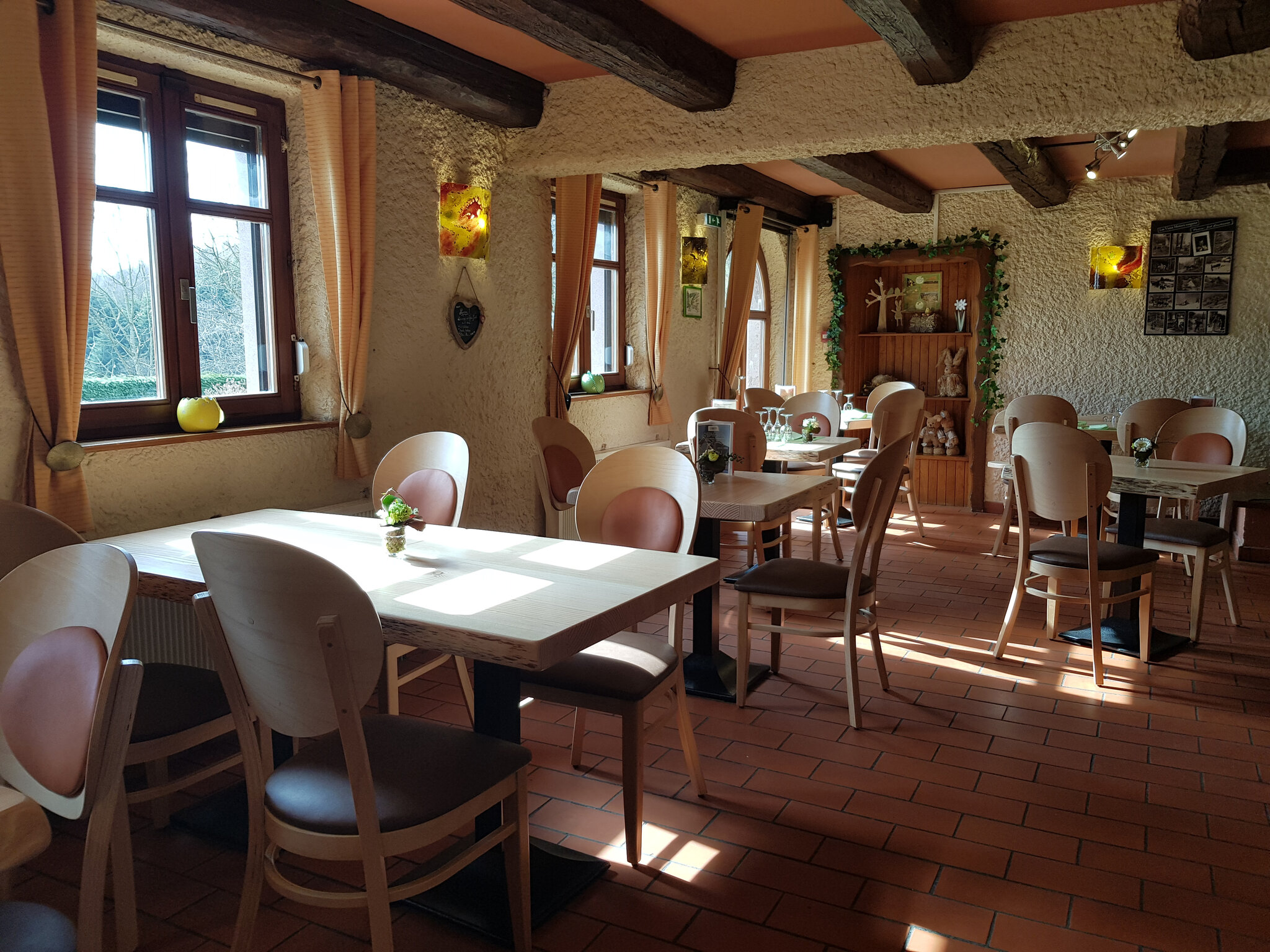 Hôtel-Restaurant le Bouton d'Or 3