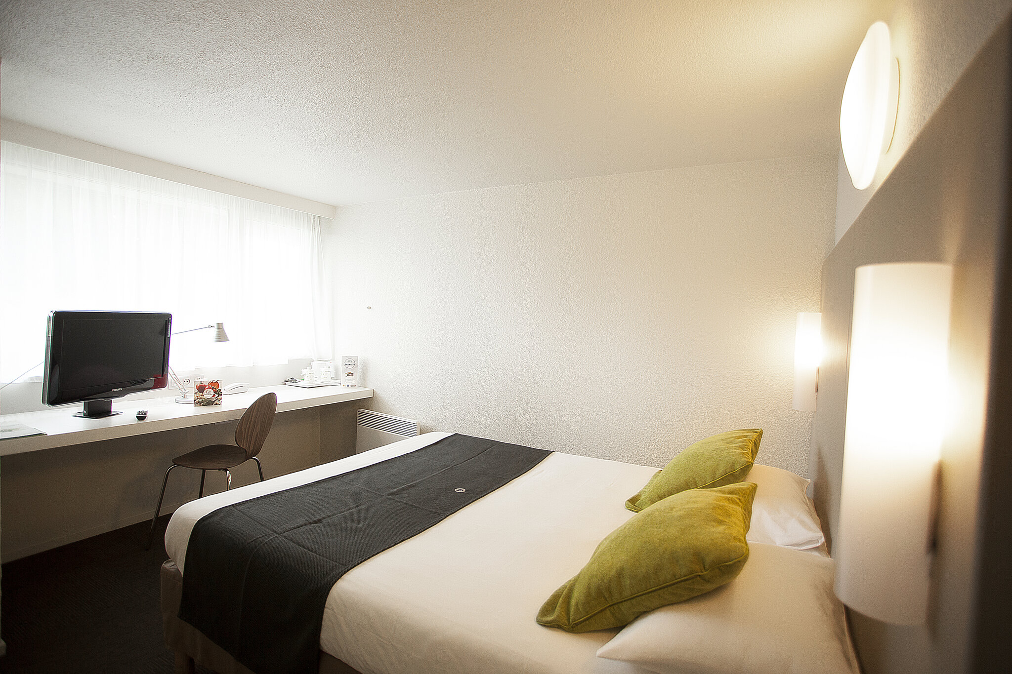 Brit Hotel Confort Dinan Taden 2
