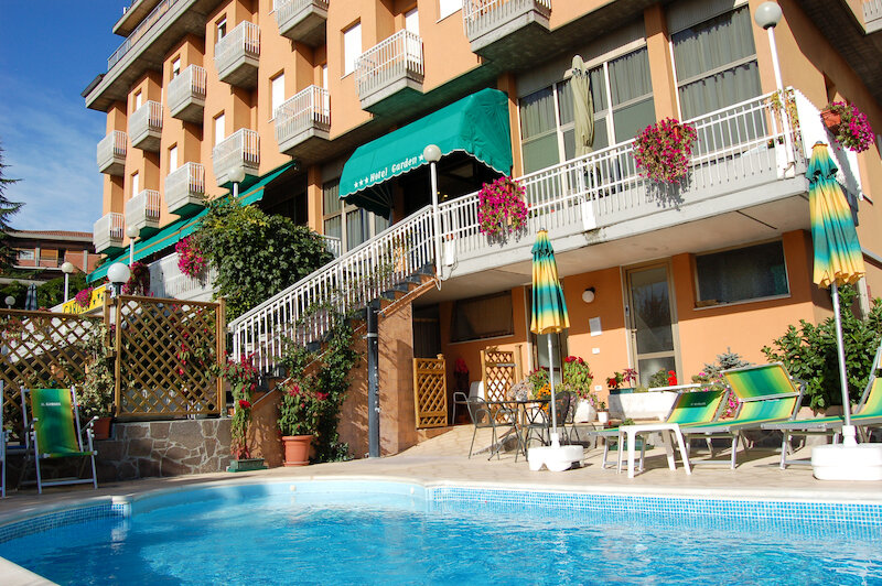 Hotel Garden 2