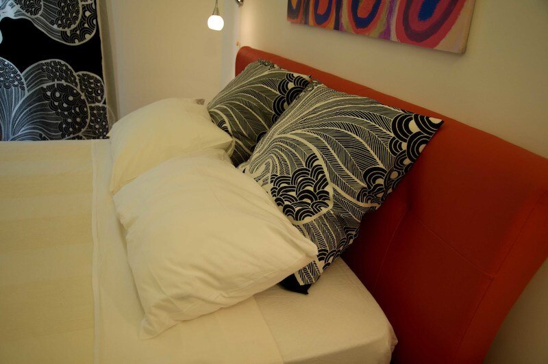 B&B White 2