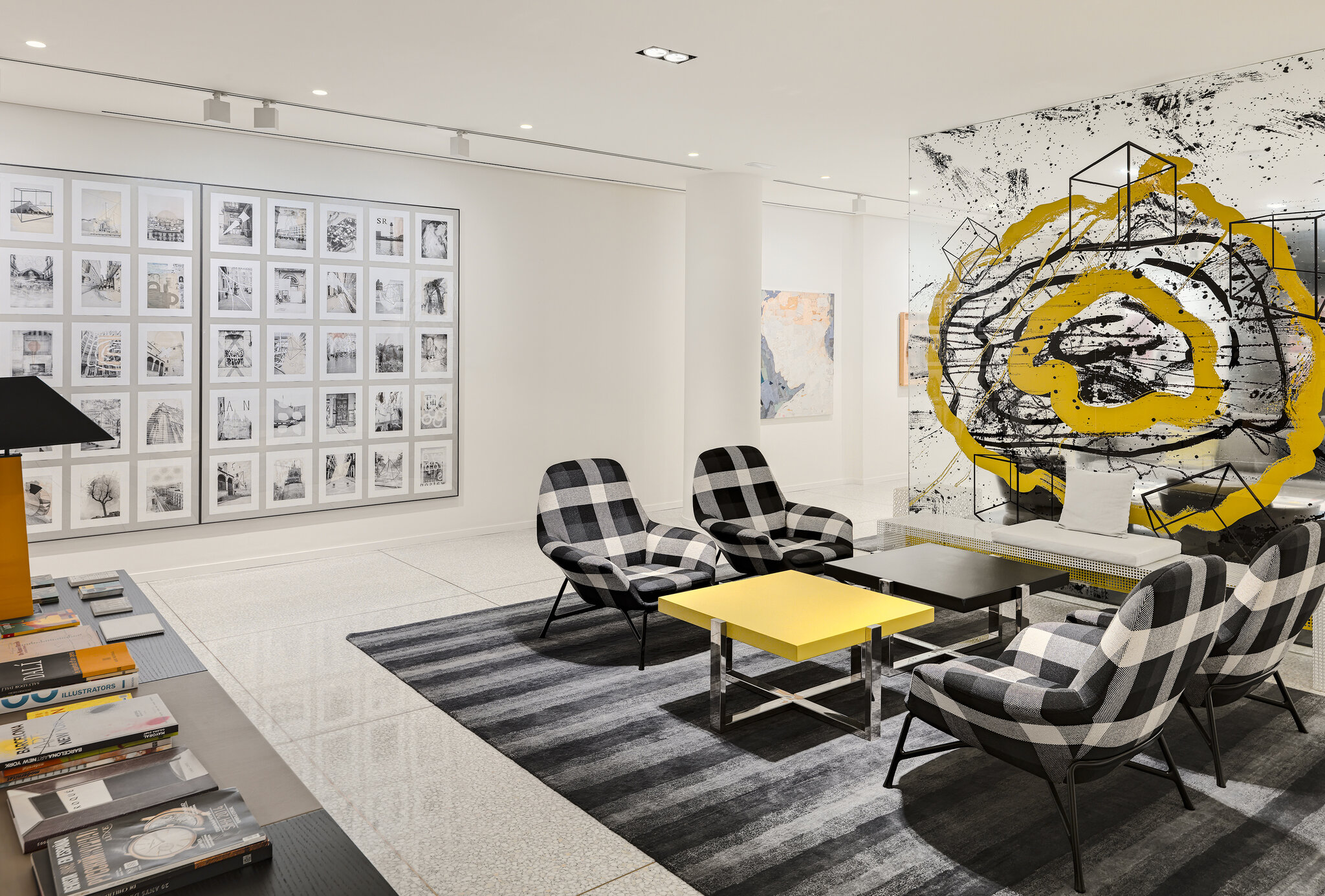 H10 Art Gallery 5