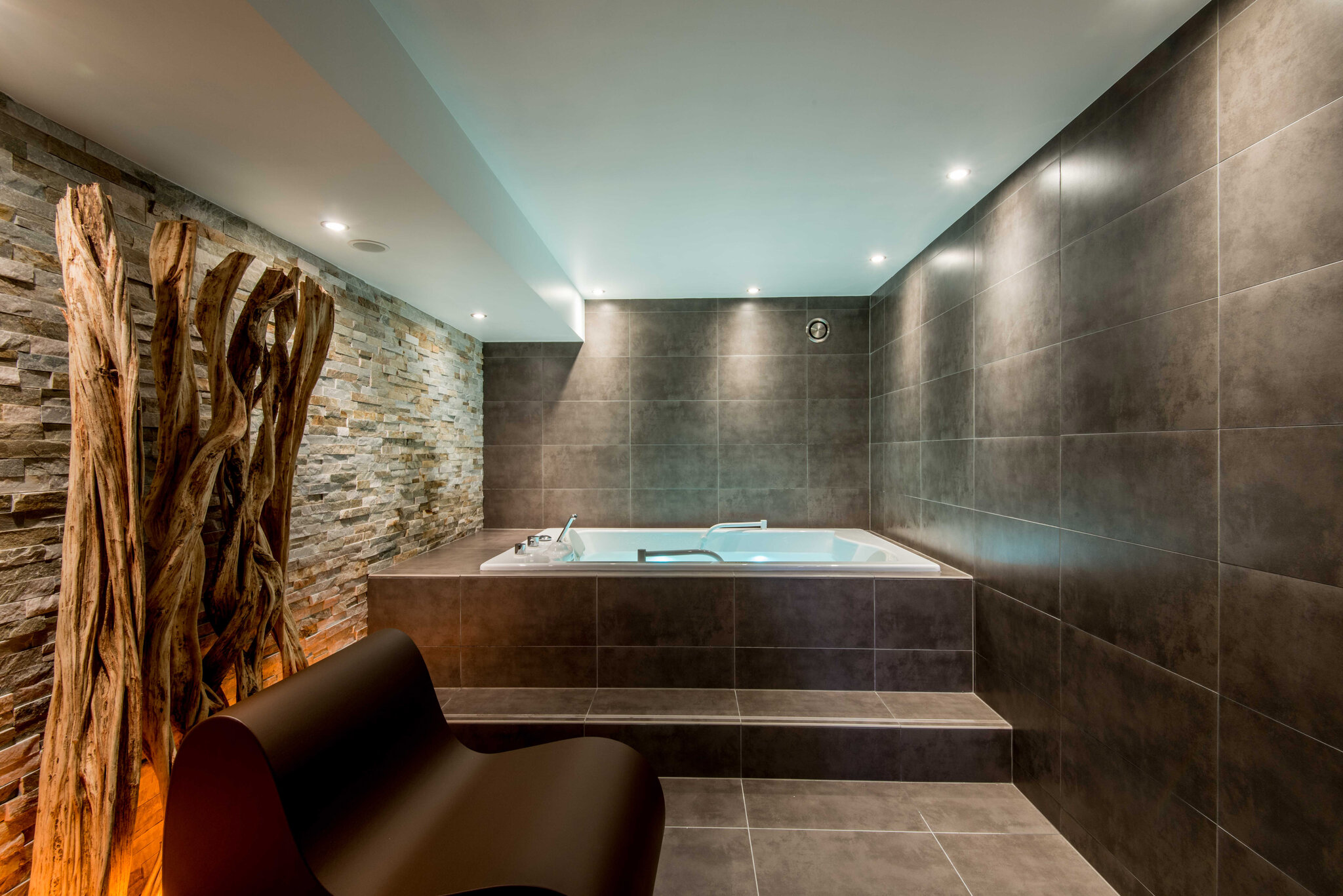 Koru Hotel 5