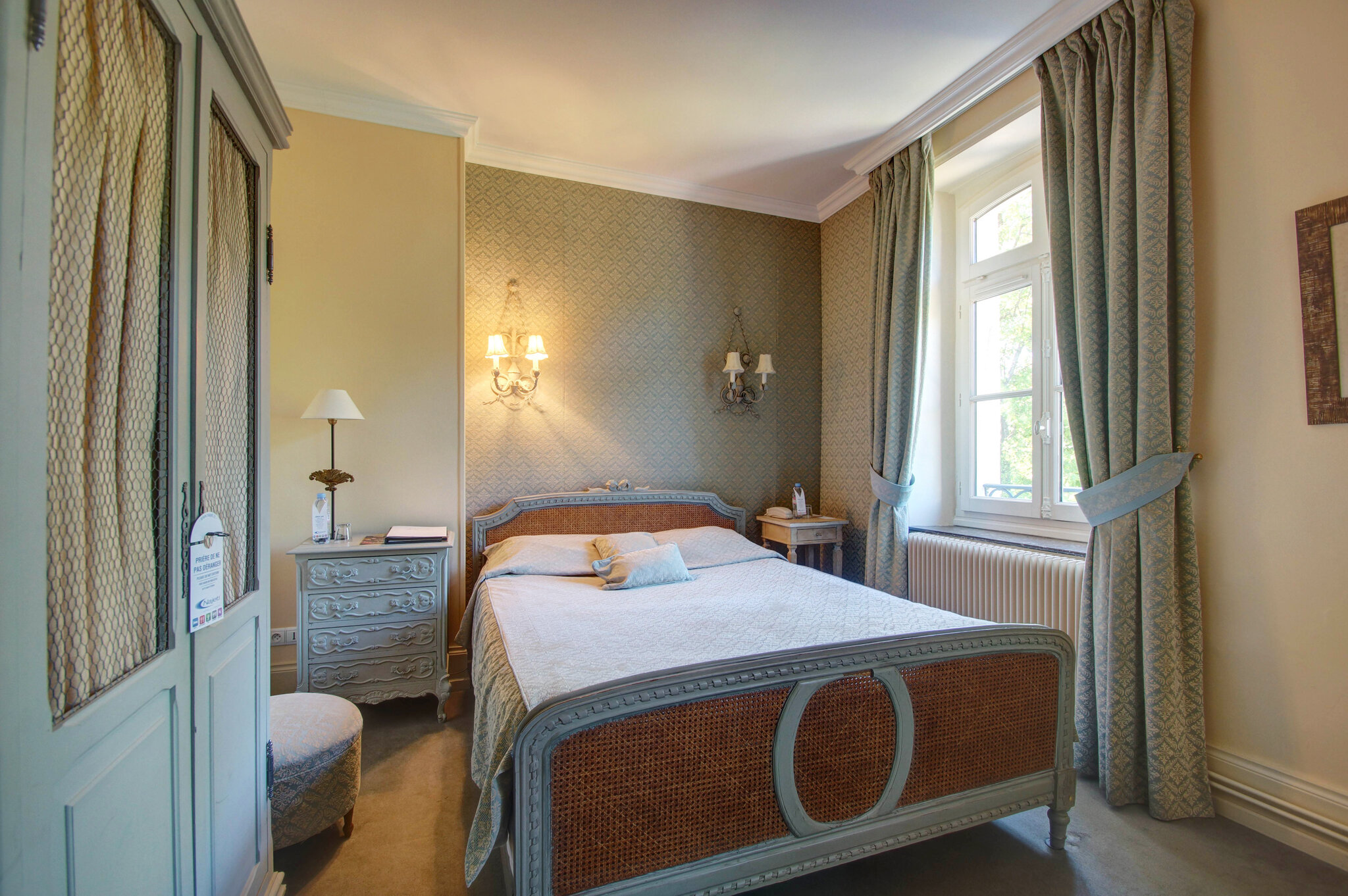 Hôtel Château Cléry 3