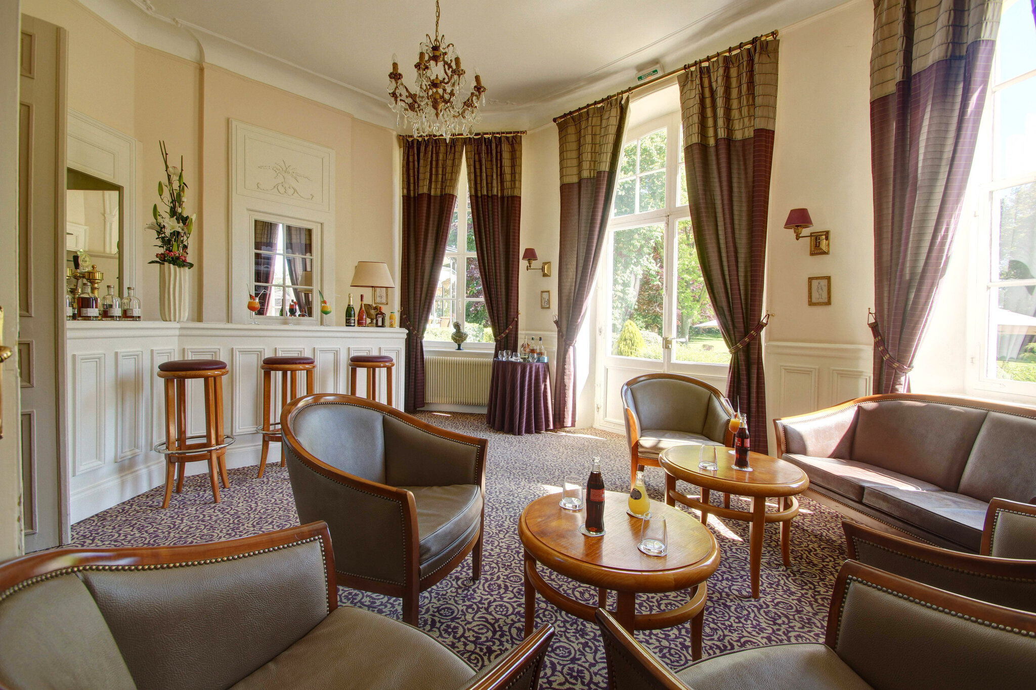 Hôtel Château Cléry 4