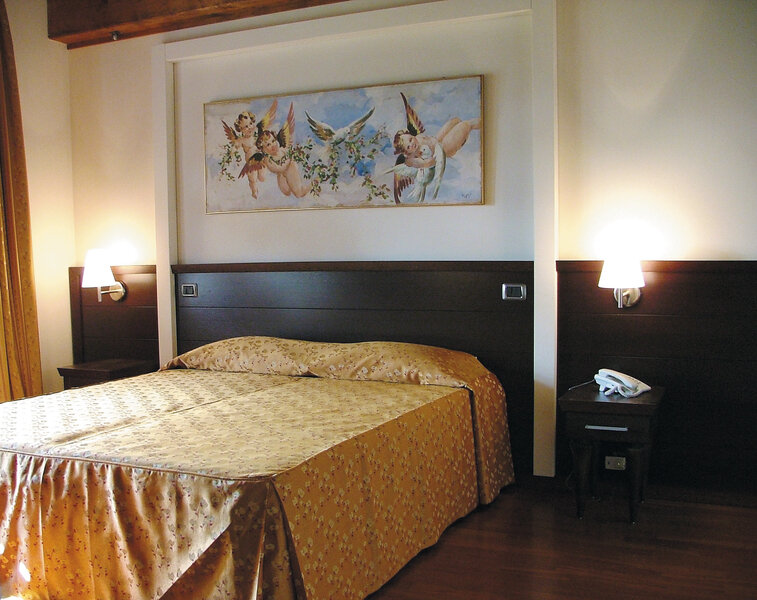 Country Hotel Castelbarco 2