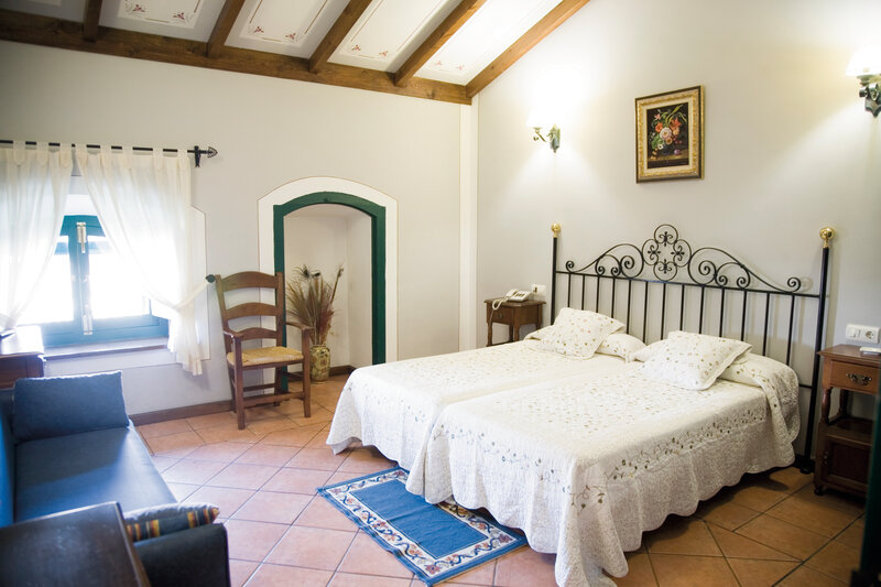Hotel Rural Soterraña 4