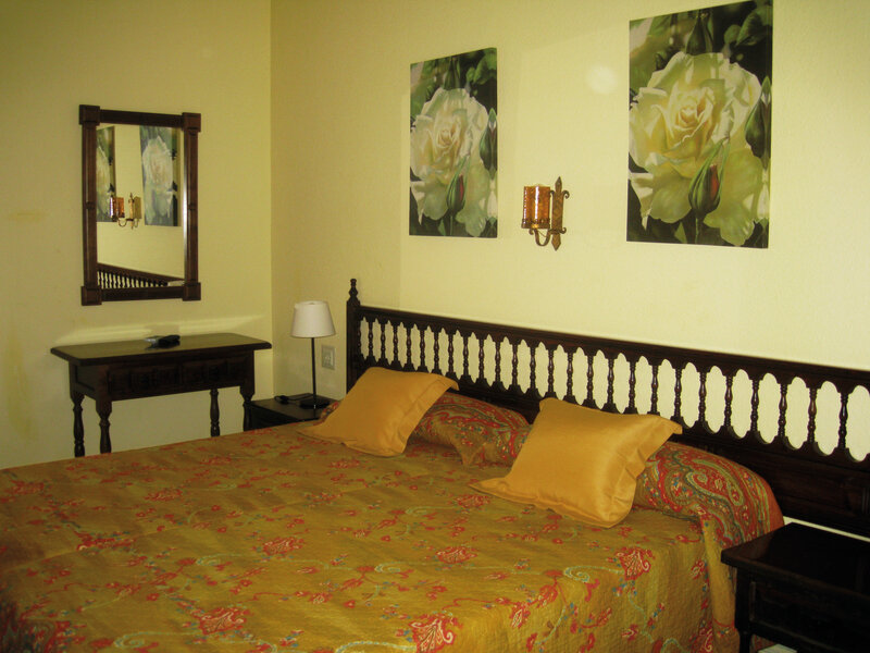 Hostal Canigó 5