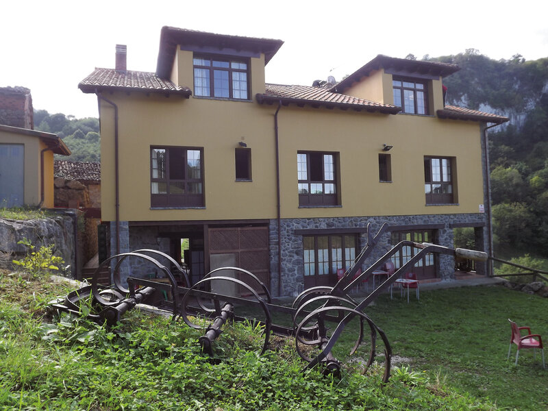 Hotel El Quesar de Gamoneo 2