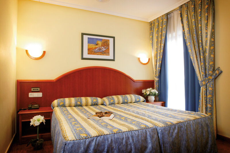 Hotel Peña Santa 2