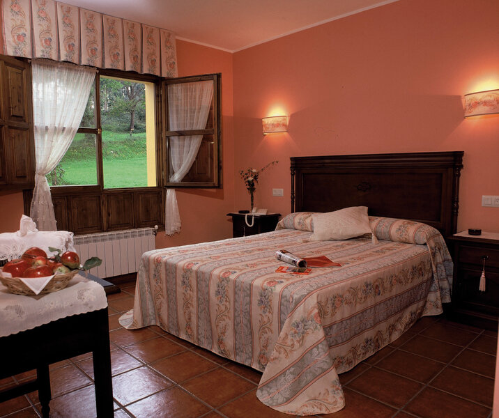 Hotel Camangu 4