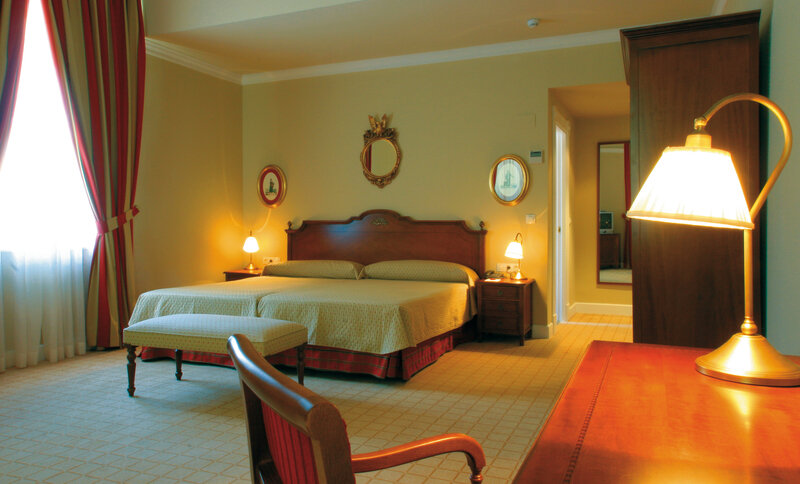 Arcea Gran Hotel Pelayo 2