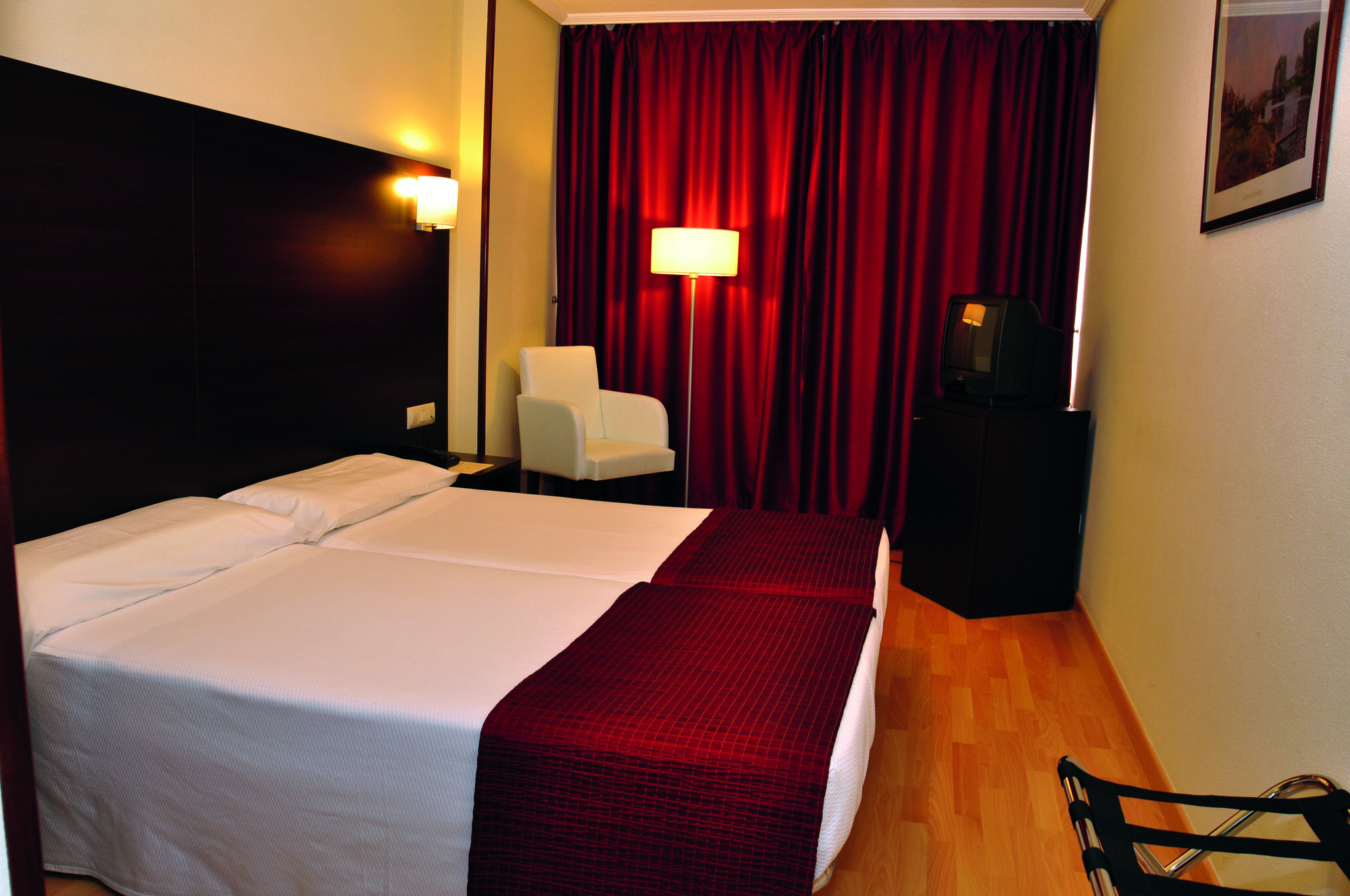Hotel Santiago Apóstol 2