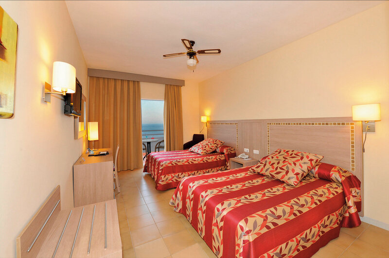 Hotel Salobreña Suites 3