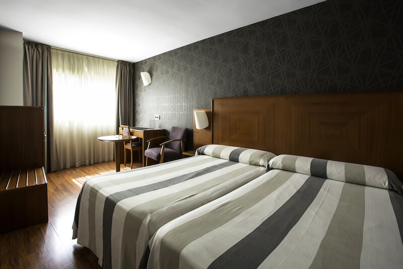 Hotel Nuevo Torreluz 2