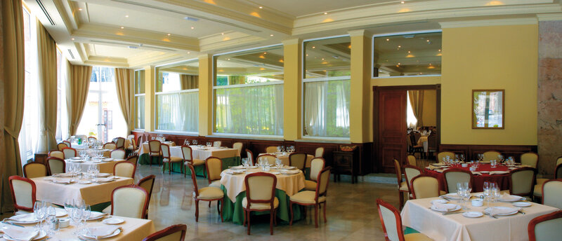 Arcea Gran Hotel Pelayo 2