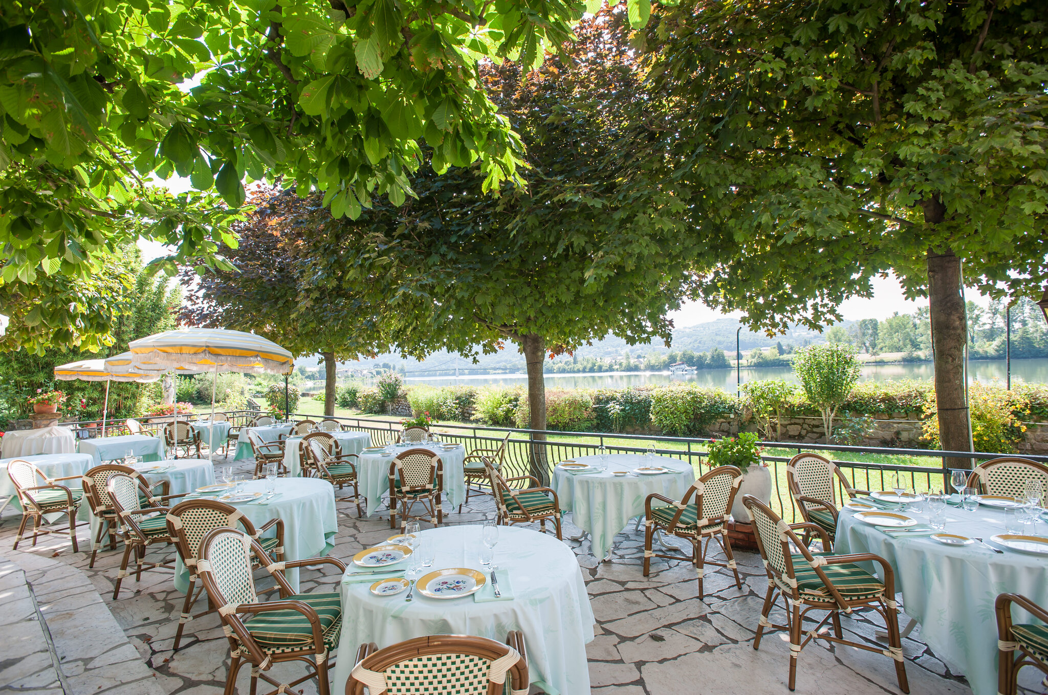 Le Beau Rivage 2