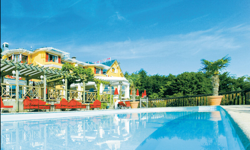 Les Trésoms Lake & Spa Resort 4