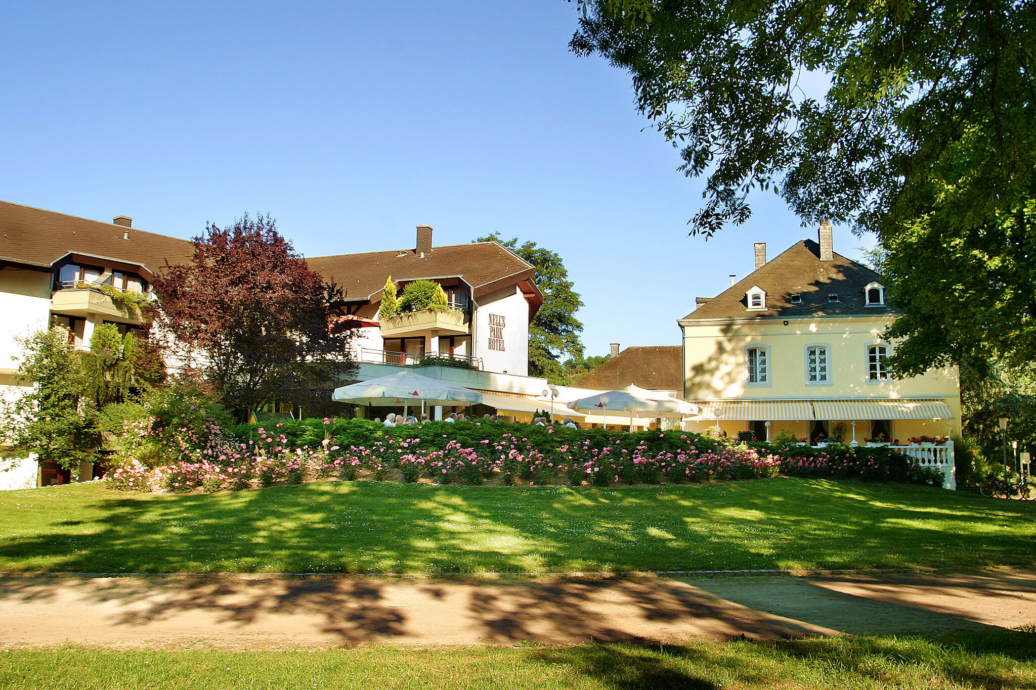 Nells Park Hotel 3