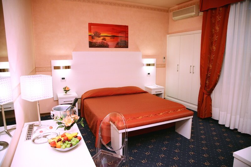 Hotel Massimo D'AzeglioS 3