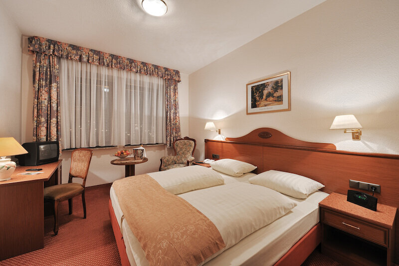 Hotel Altdeutsche Weinstube 4