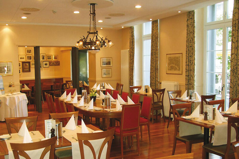 Hotel Schweizerhof BaselS 3