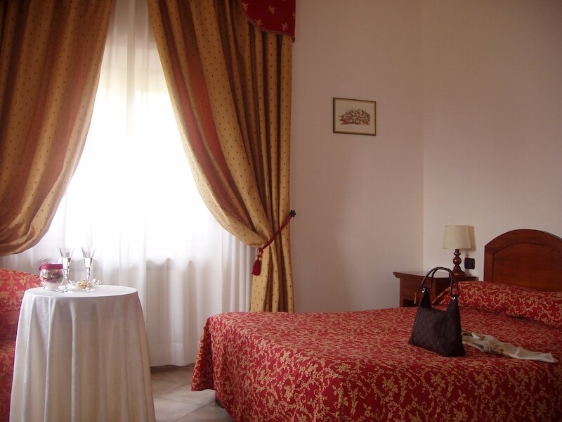 Hotel il Cavalier d'Arpino 4