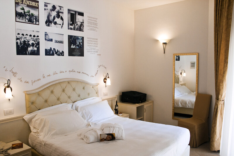 Sovrana Hotel & Re Aqva SPA 4