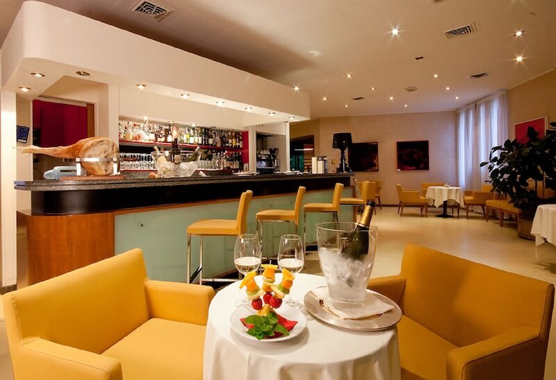 Grand Hotel President 2