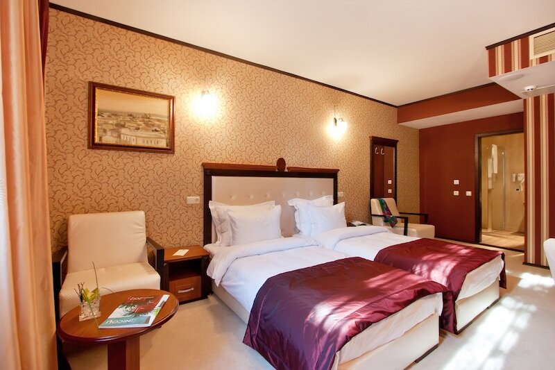 Best Western Plus Bristol Hotel 3