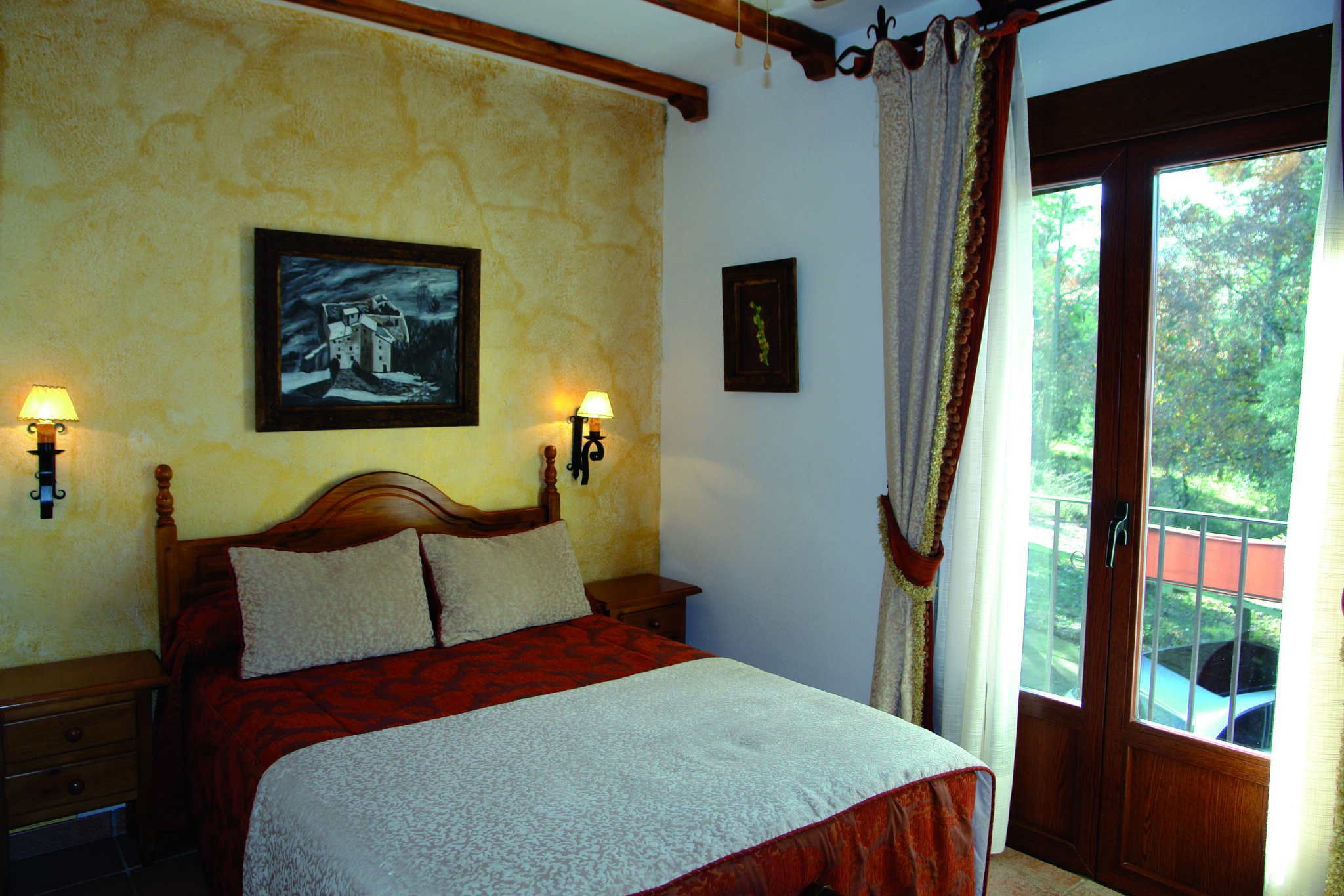 Hotel Rural Convento Santa María de la Sierra 2