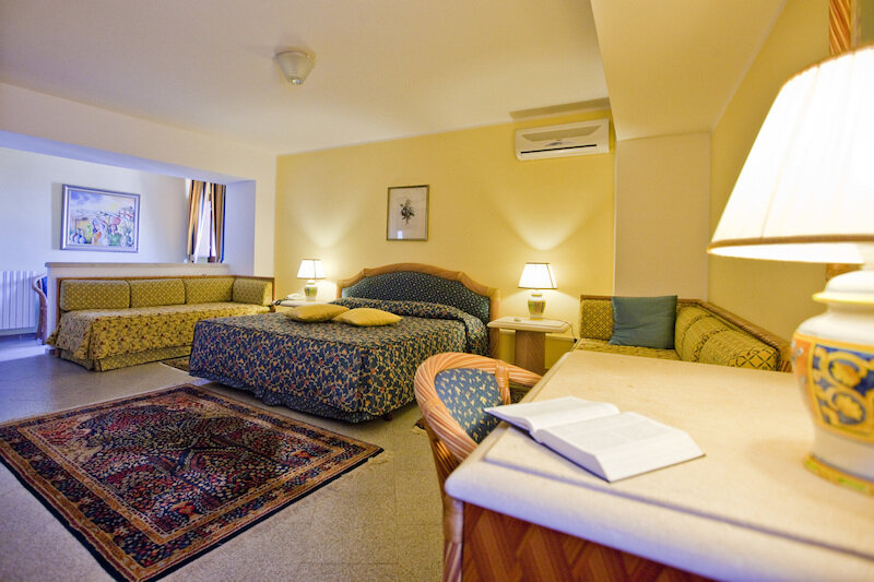Hotel Elimo 2