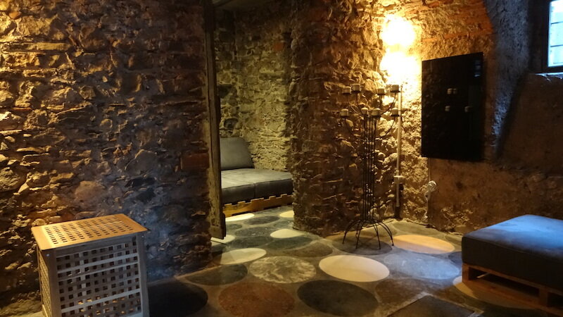 Apartments& Suites iCasamia 4