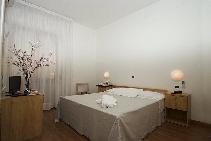 Hotel Mediterráneo 2
