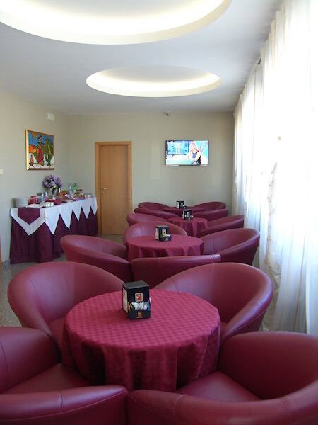 Genius Hotel 2