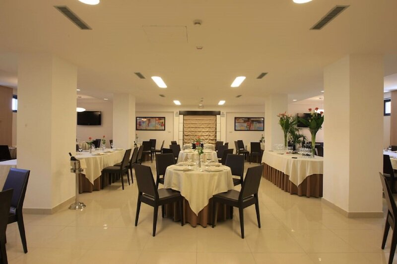La Costiera Hotel 5